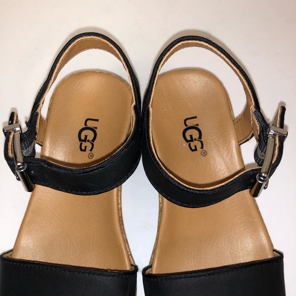 UGG Kids Black Sandals with Cork Wedge - Picture 11 of 12